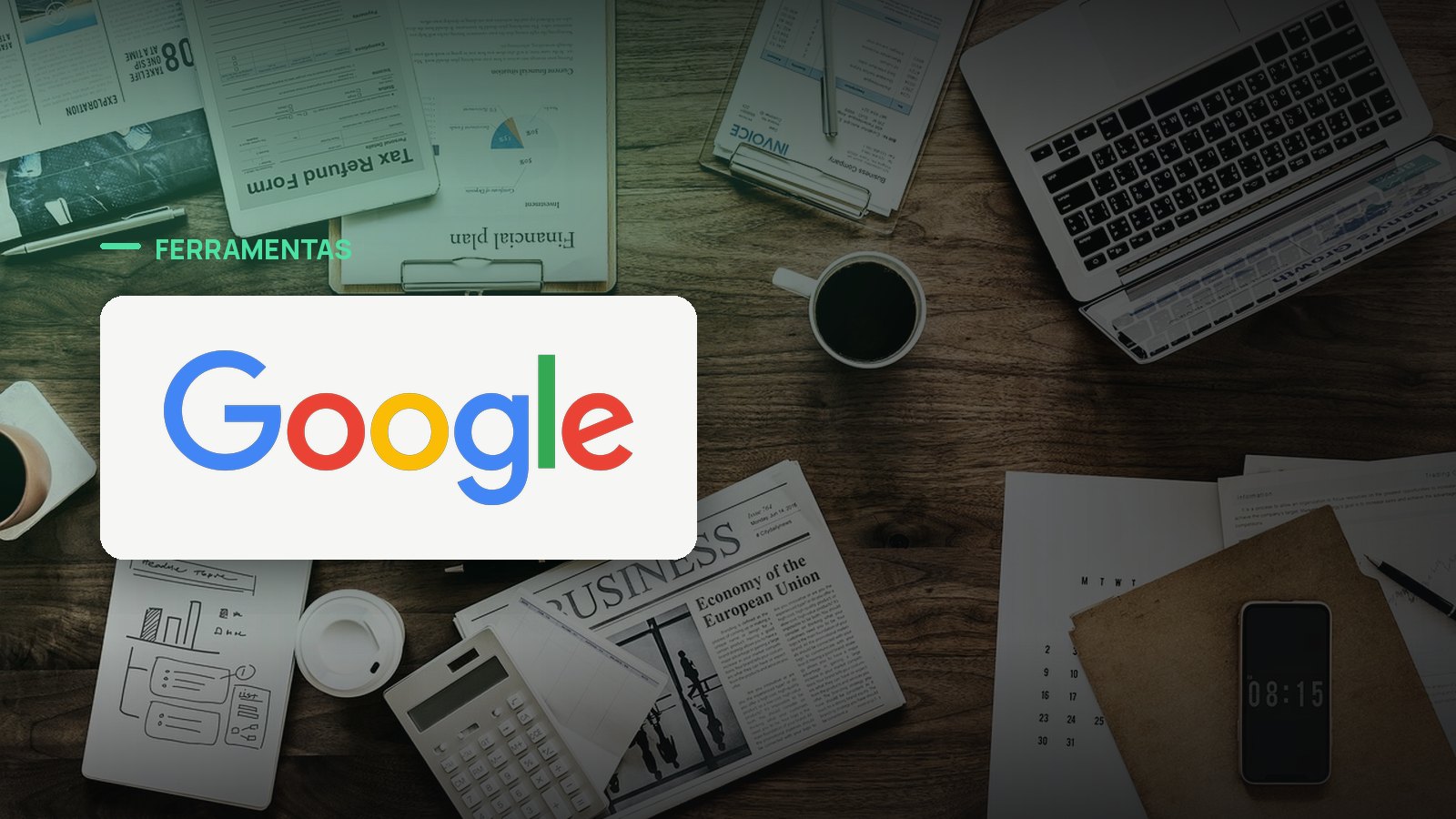 Logo oficial da Google sobre foto de ambiente de trabalho, capa da notícia: Google começa a distribuir o Spam Update de agosto de 2026, o terceiro do ano