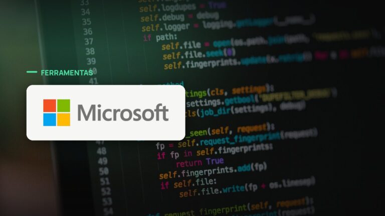 Logo oficial da Microsoft sobre foto de código e desenvolvimento, capa da notícia: Microsoft inicia fusão dos aplicativos Copilot rumo a uma ‘super app’ de IA